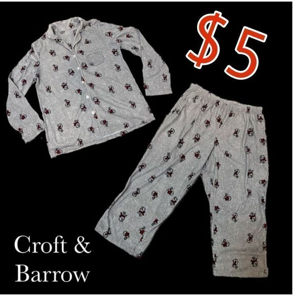$5 ADD ON ITEM Croft & barrow Women’s two piece fleece pajama set - Picture 1 of 16